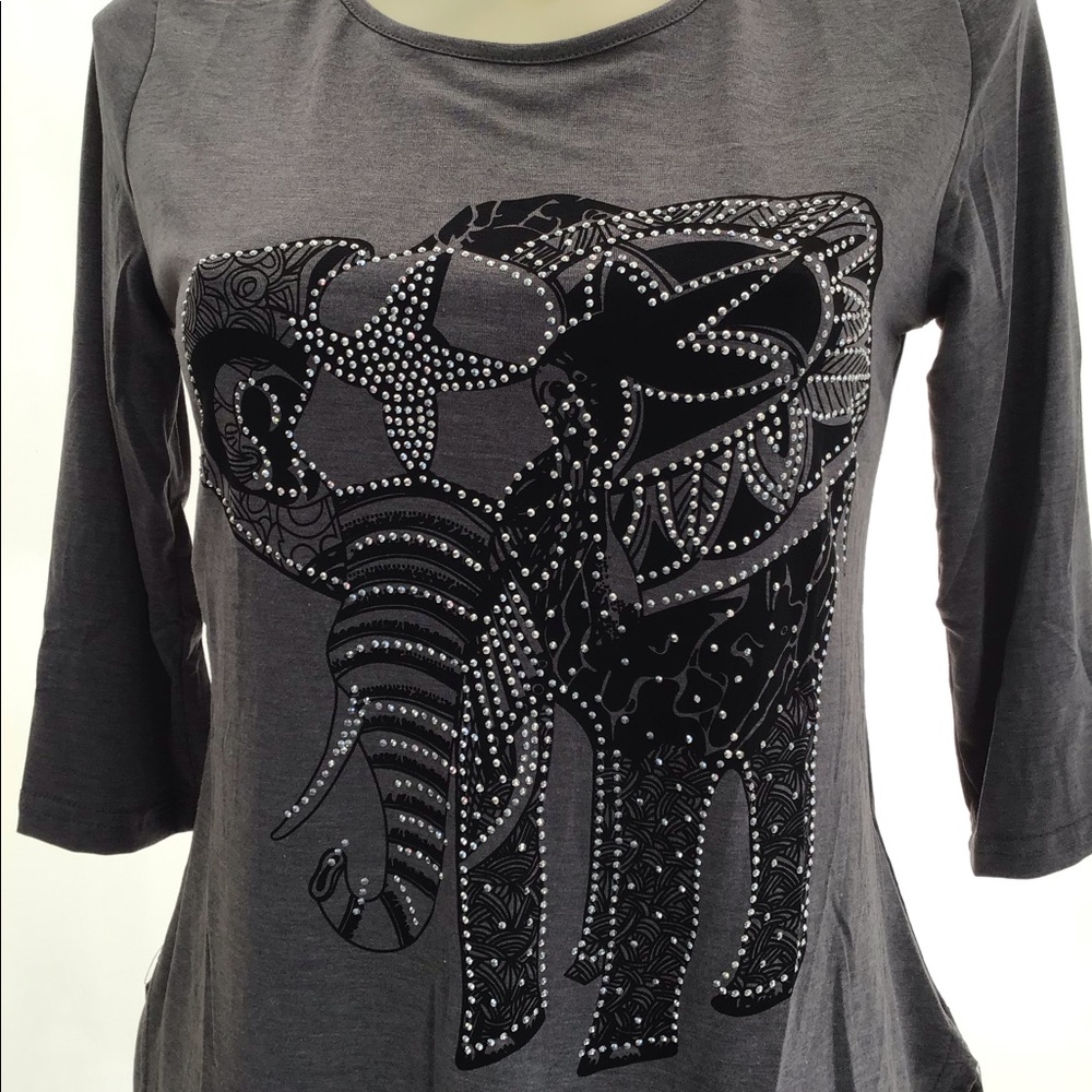 Top with elephant design